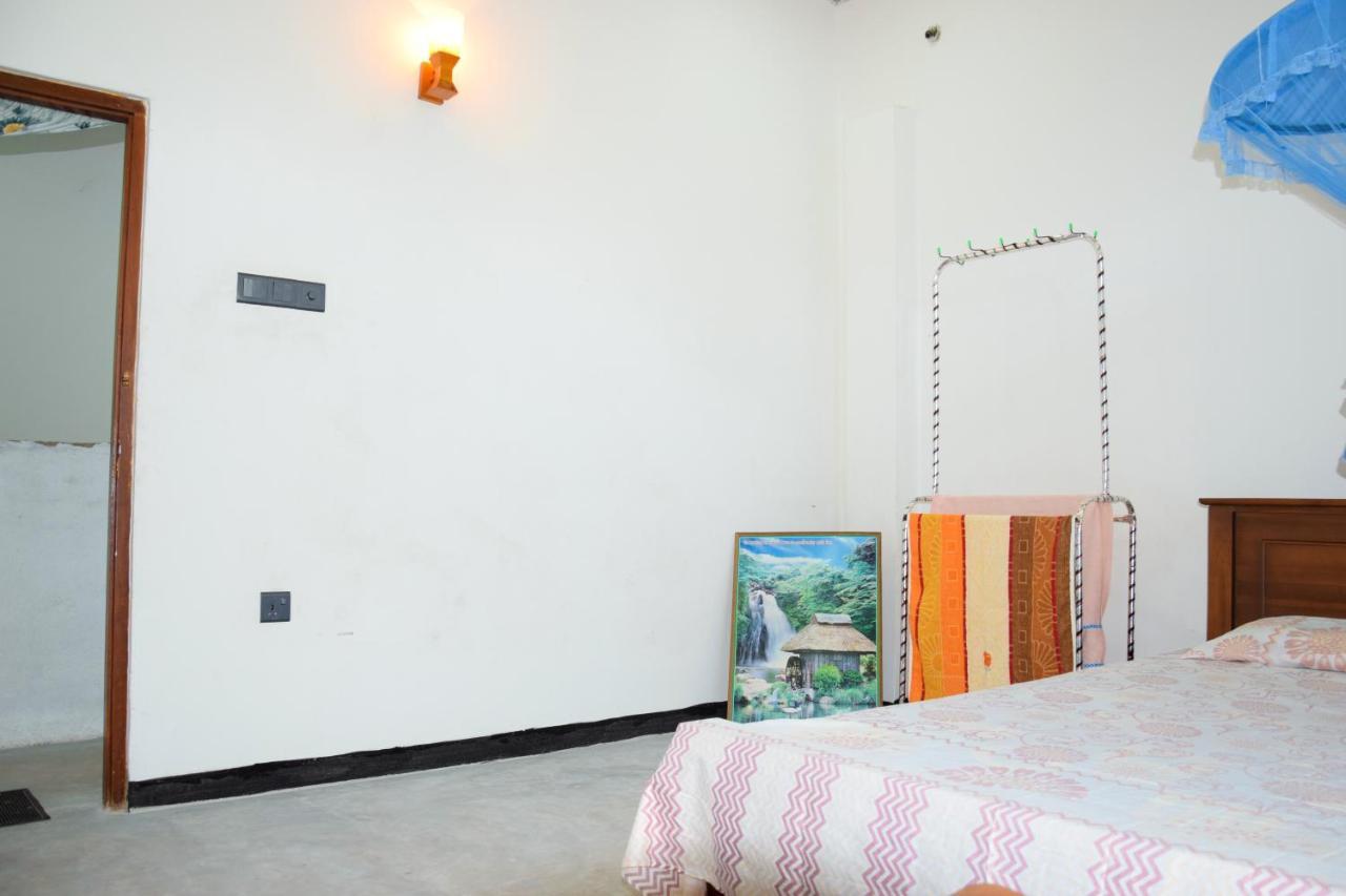 Tharaka Homestay Weligama Luaran gambar