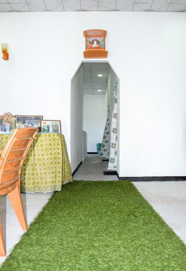Tharaka Homestay Weligama Luaran gambar