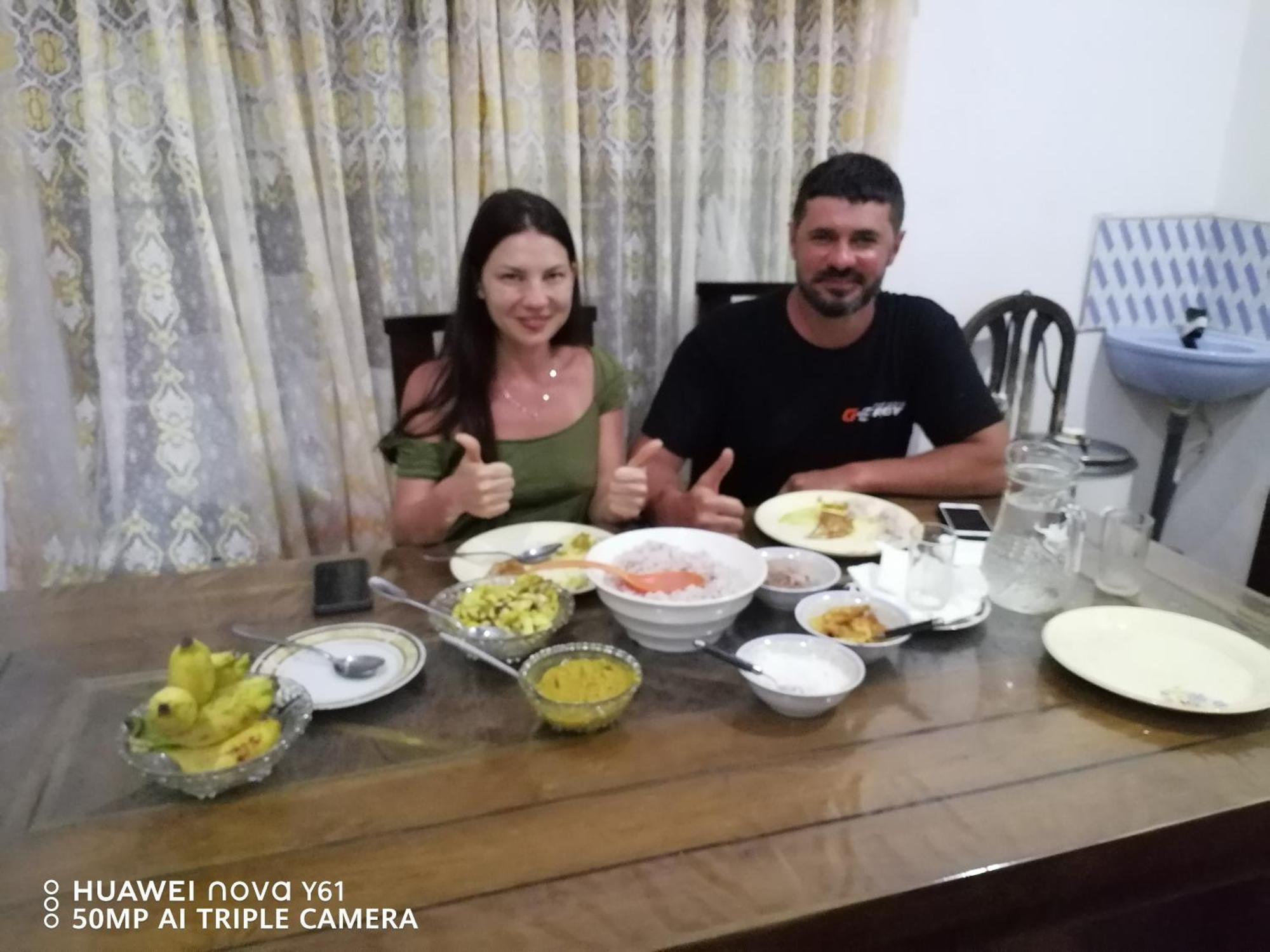 Tharaka Homestay Weligama Luaran gambar
